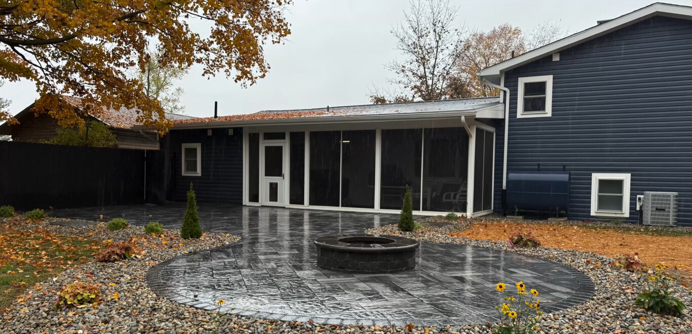 Low maintenance concrete patio in Bedford, TX